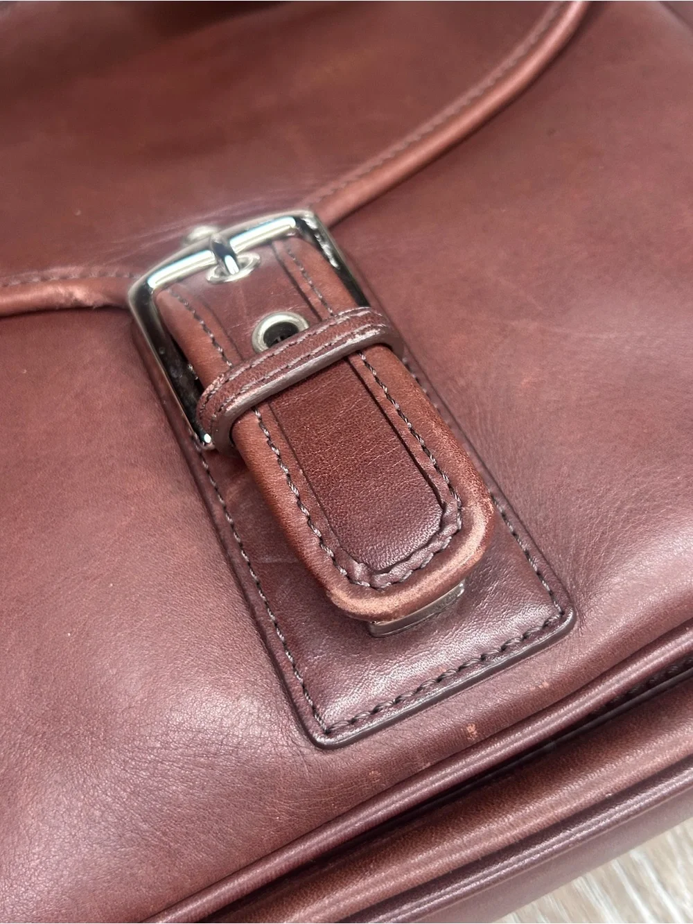 Coach Vintage Glove‑Tanned Leather Messenger Bag Brown Crossbody G23‑5735